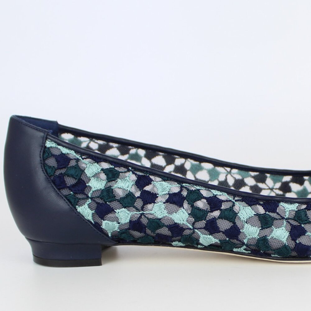 NEW MANOLO BLAHNIK Hangisi Lace Flats, EU 39, Office to Party/ Events - Picture 13 of 16